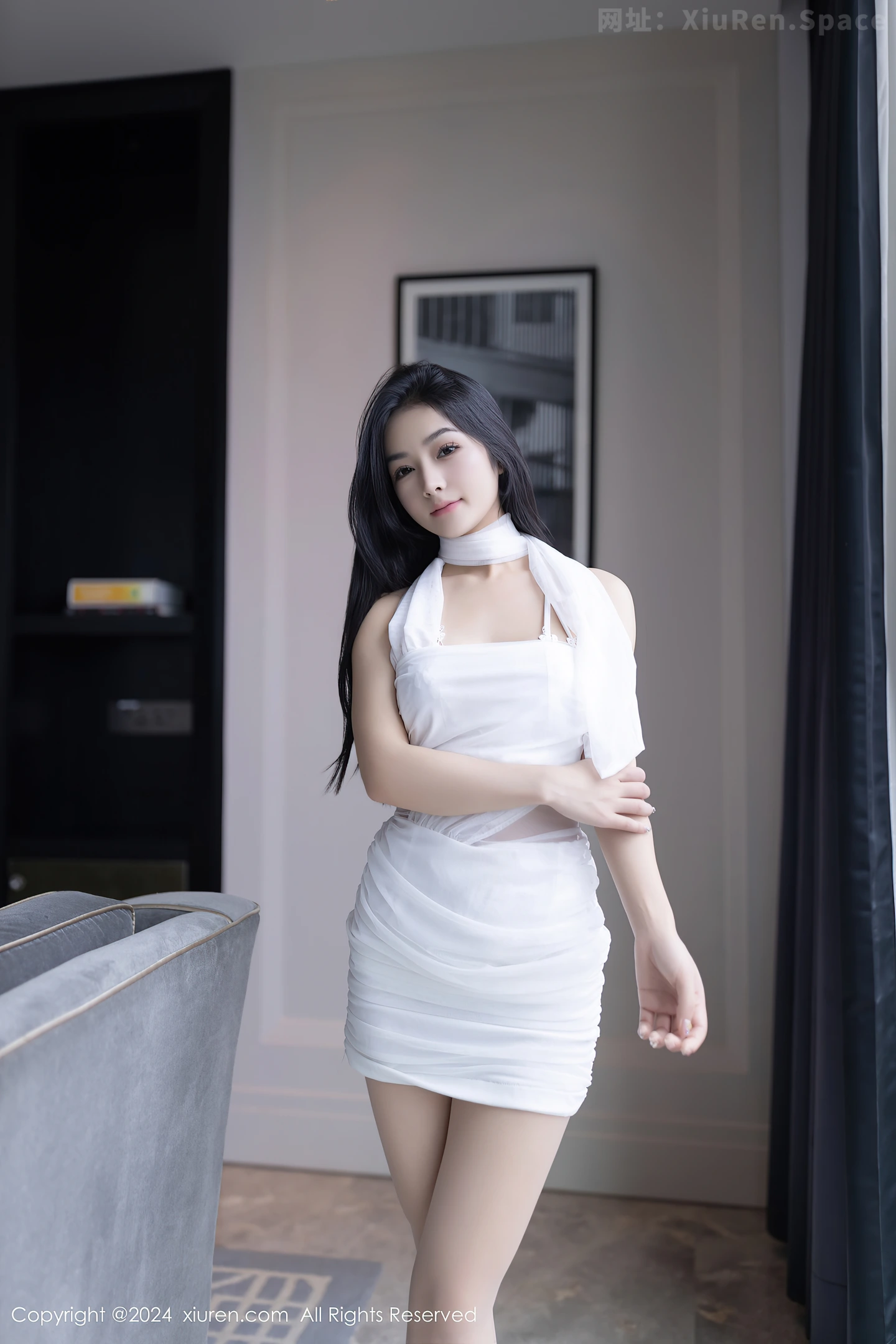 图片[2]-[XiuRen秀人网]VOL.8875 模特谭小灵性感白色连衣短裙配超薄肉丝秀丰腴身材惹火诱惑写真79P-秀人网官方网站